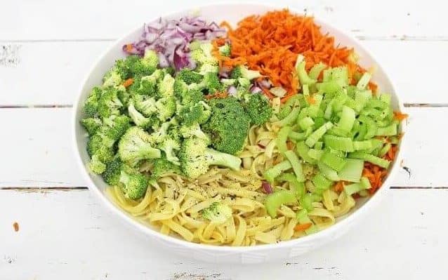 Sweet Broccoli Apple Pasta Salad