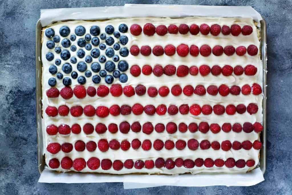 AMERICAN FLAG COOKIE CAKE