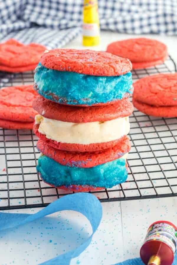 ICE CREAM SANDWICH FOR 4TH OF JULY