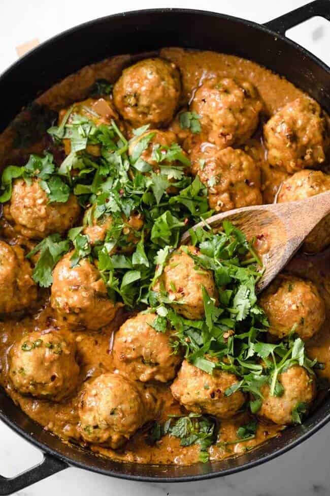 20 Mouthwatering Meatball Recipes For Beginners